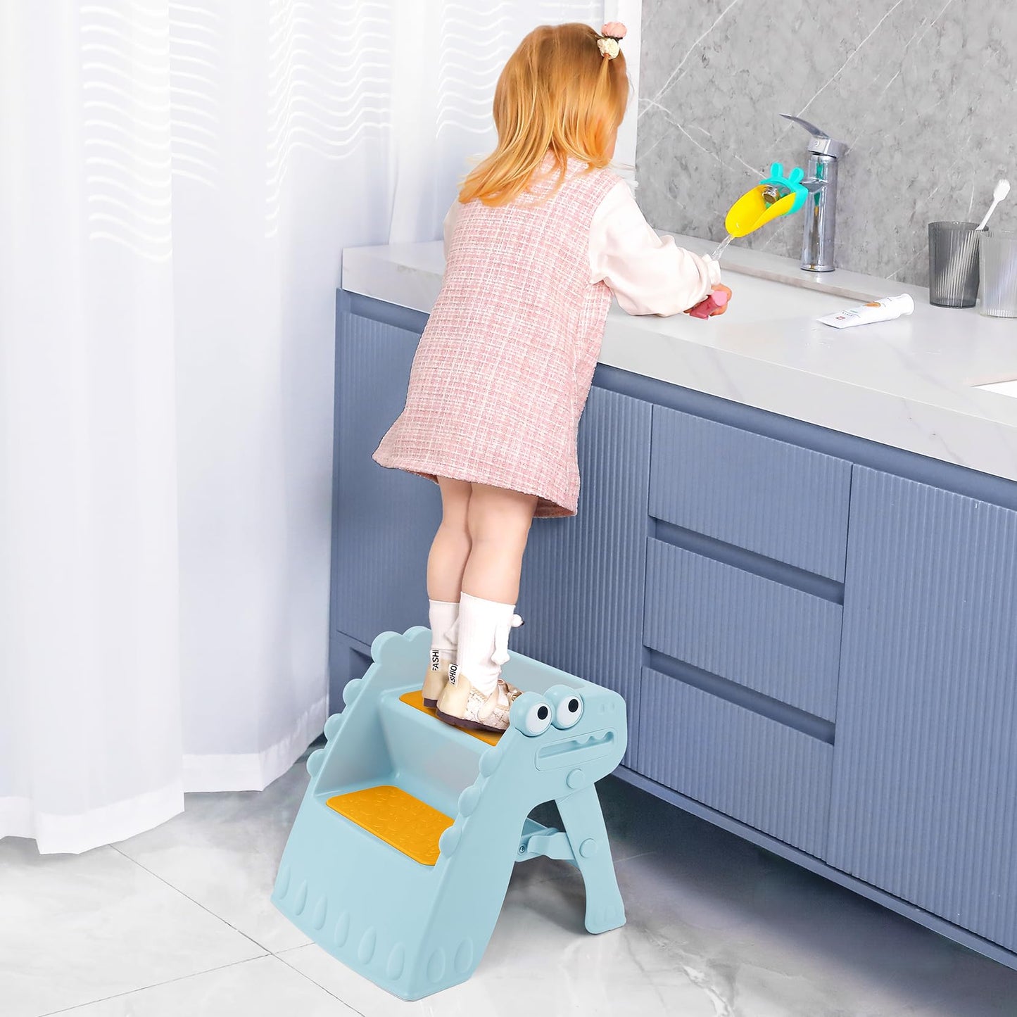 Onasti Toddler Step Stool Foldable Kids Step Stool